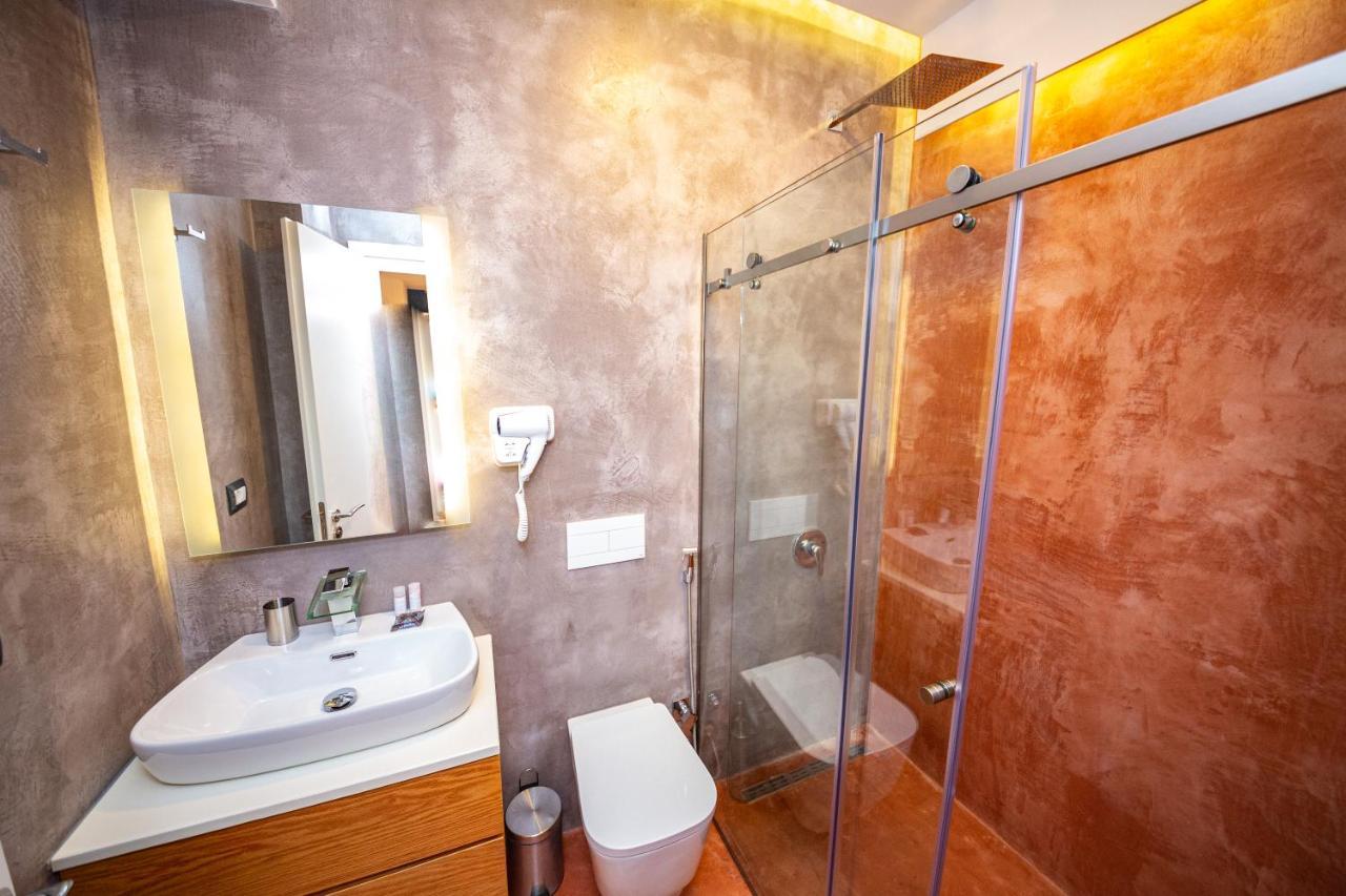 Inada Hotel Ksamil 3*