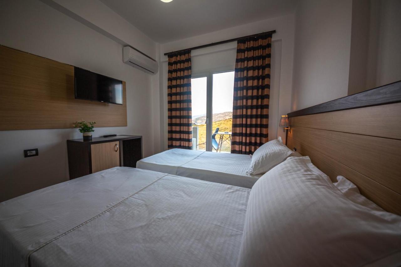 Inada Hotel Ksamil Hotel 3*