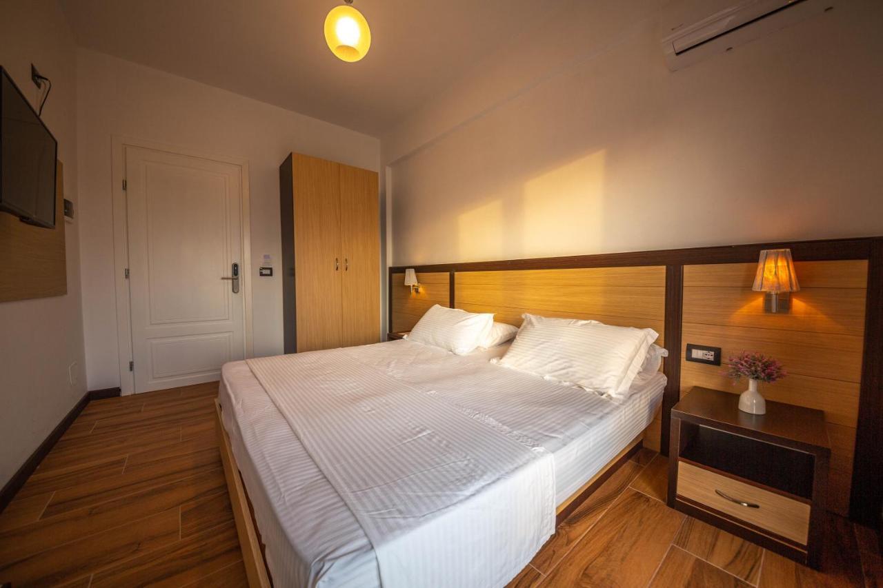Inada Hotel Ksamil 3*