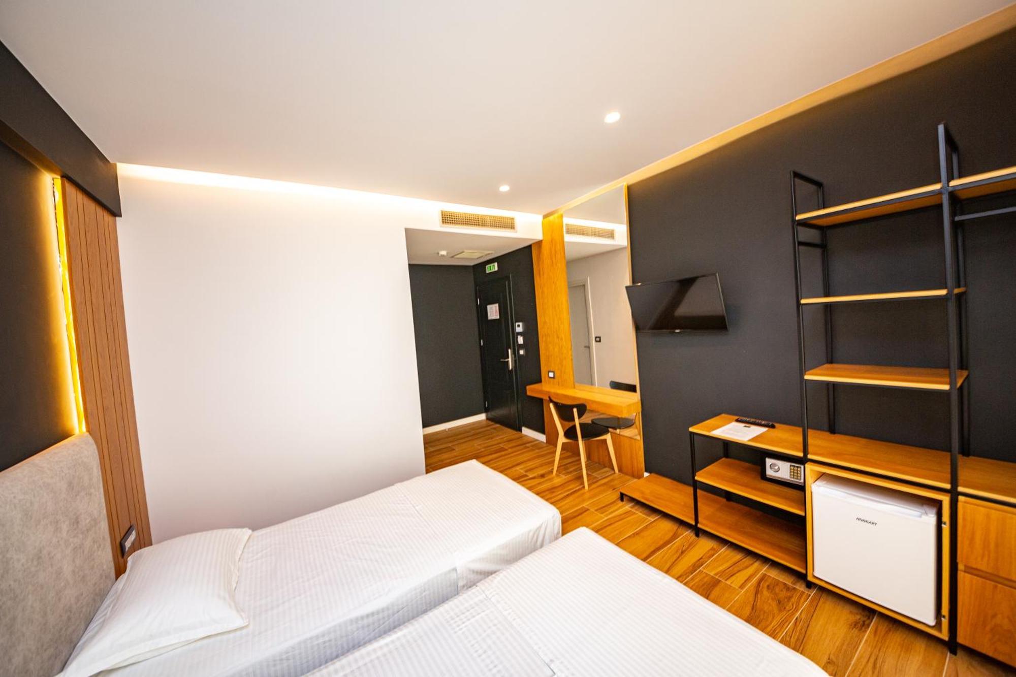 Inada Hotel Ksamil 3* Ksamil